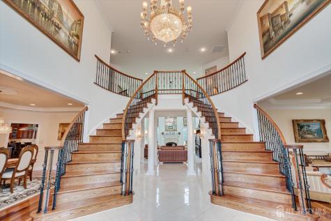 8 Windhaven Court Monroe NJ 08831