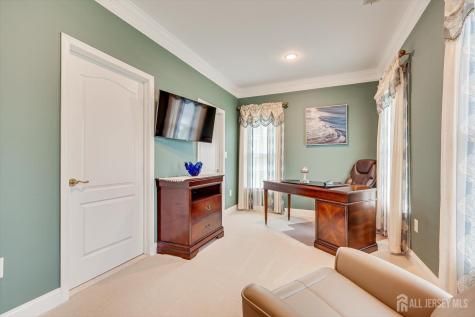 8 Windhaven Court Monroe NJ 08831
