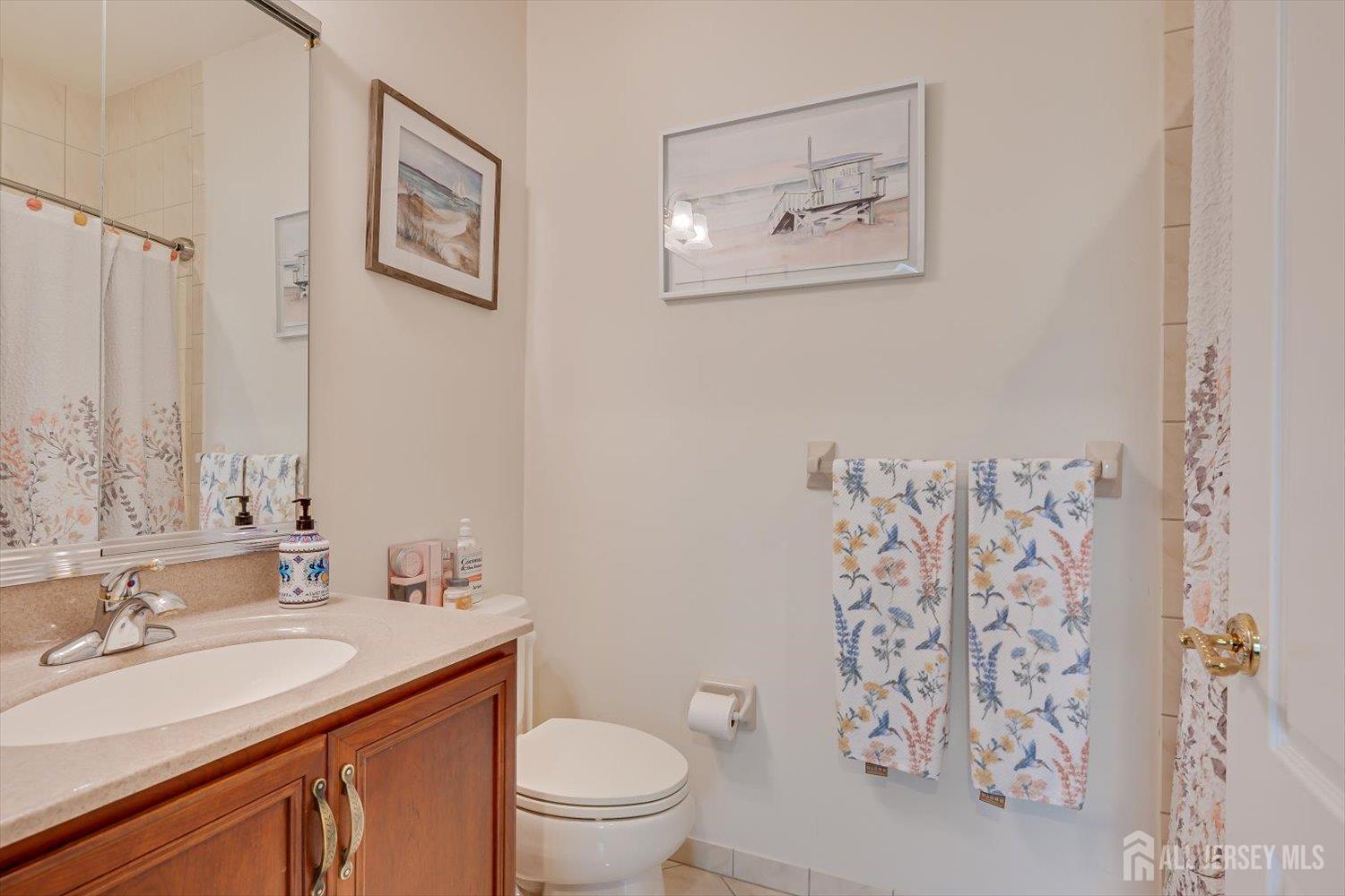 8 Windhaven Court Monroe NJ 08831
