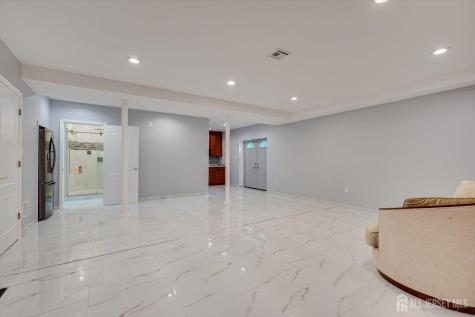 8 Windhaven Court Monroe NJ 08831