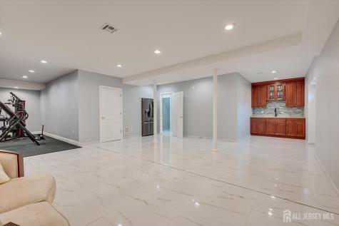 8 Windhaven Court Monroe NJ 08831