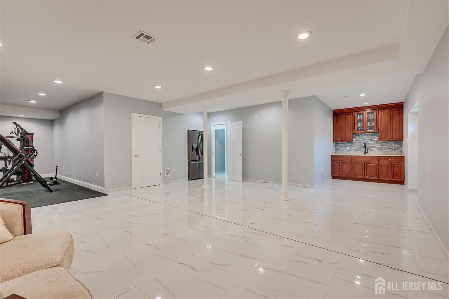8 Windhaven Court Monroe NJ 08831