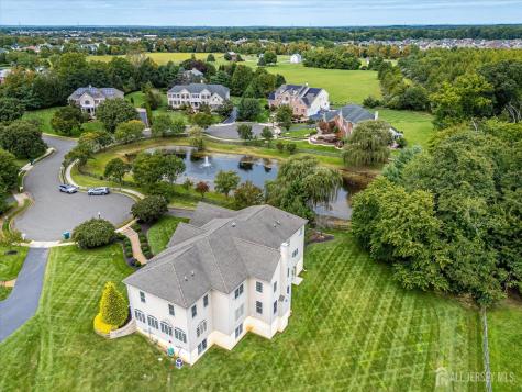8 Windhaven Court Monroe NJ 08831