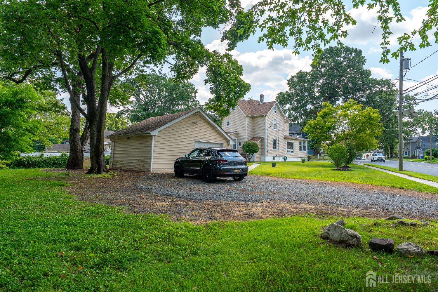1746 Elk Street Piscataway NJ 08854