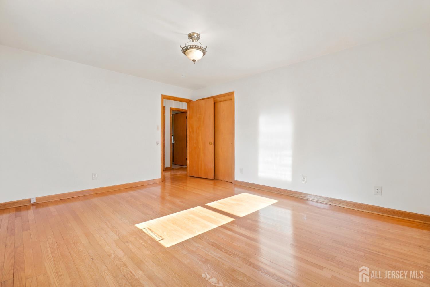 3 Dix Street New Brunswick NJ 08901