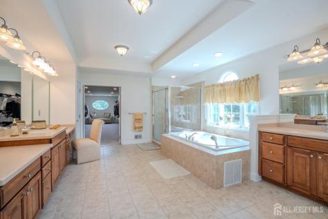 10 Angelo Court Monroe NJ 08831