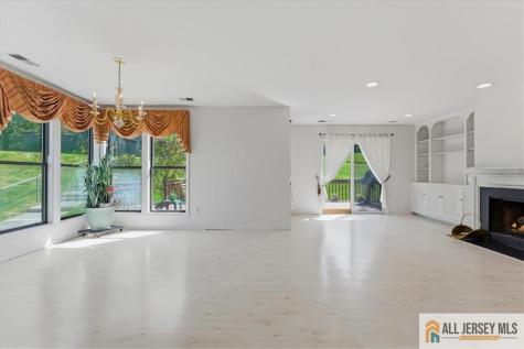 37 Giggleswick Way Edison NJ 08820