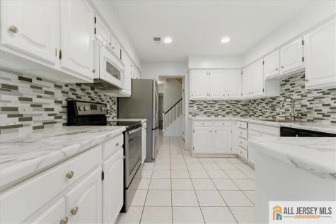 37 Giggleswick Way Edison NJ 08820