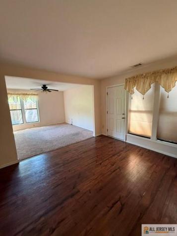 37 Giggleswick Way Edison NJ 08820