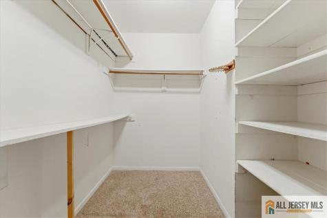 37 Giggleswick Way Edison NJ 08820