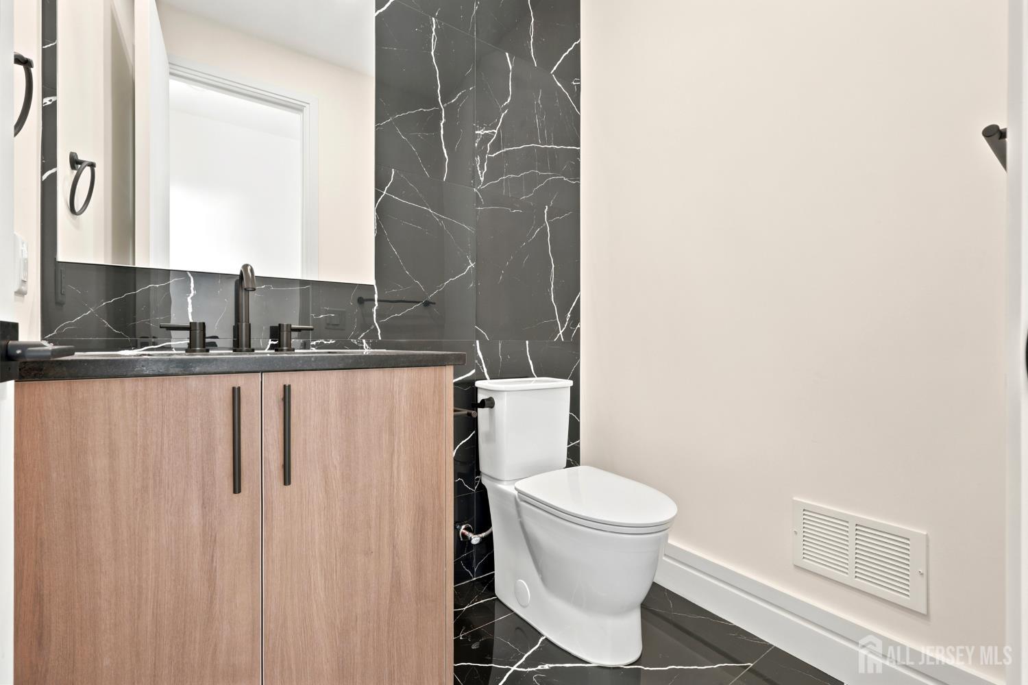 11 Gordon Avenue Spotswood NJ 08884