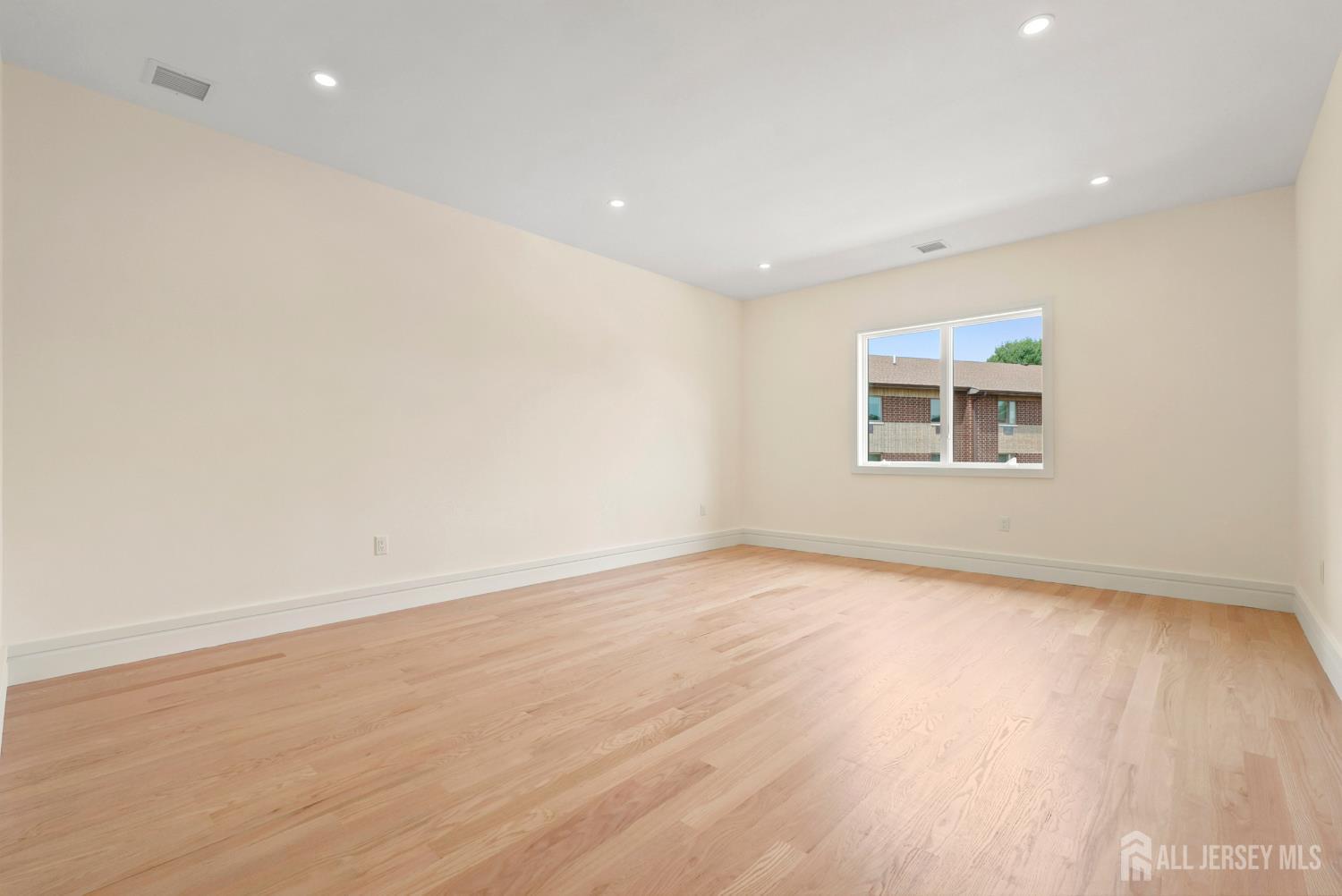 11 Gordon Avenue Spotswood NJ 08884