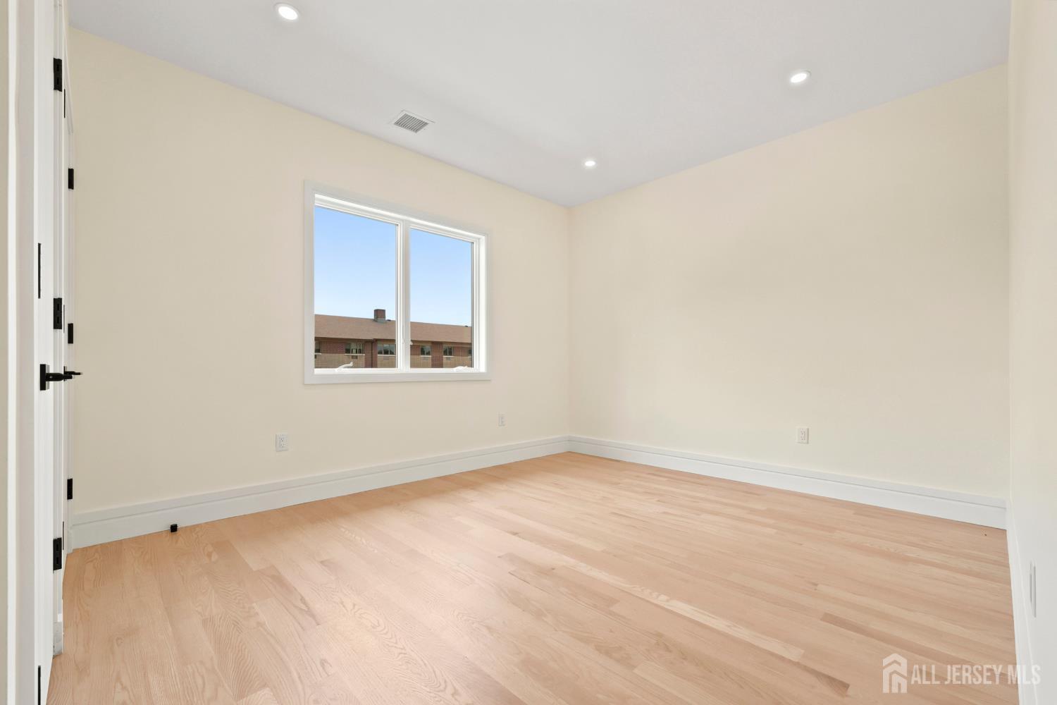 11 Gordon Avenue Spotswood NJ 08884