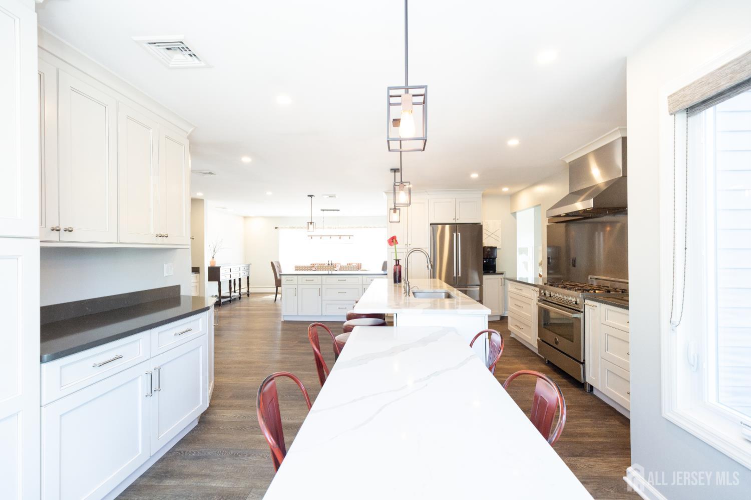 67 Thomas Place Edison NJ 08837