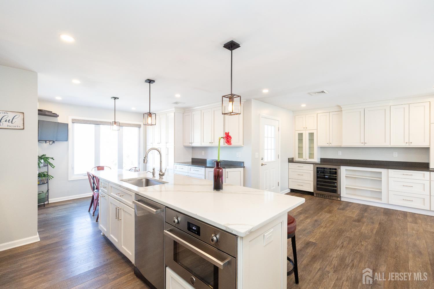 67 Thomas Place Edison NJ 08837