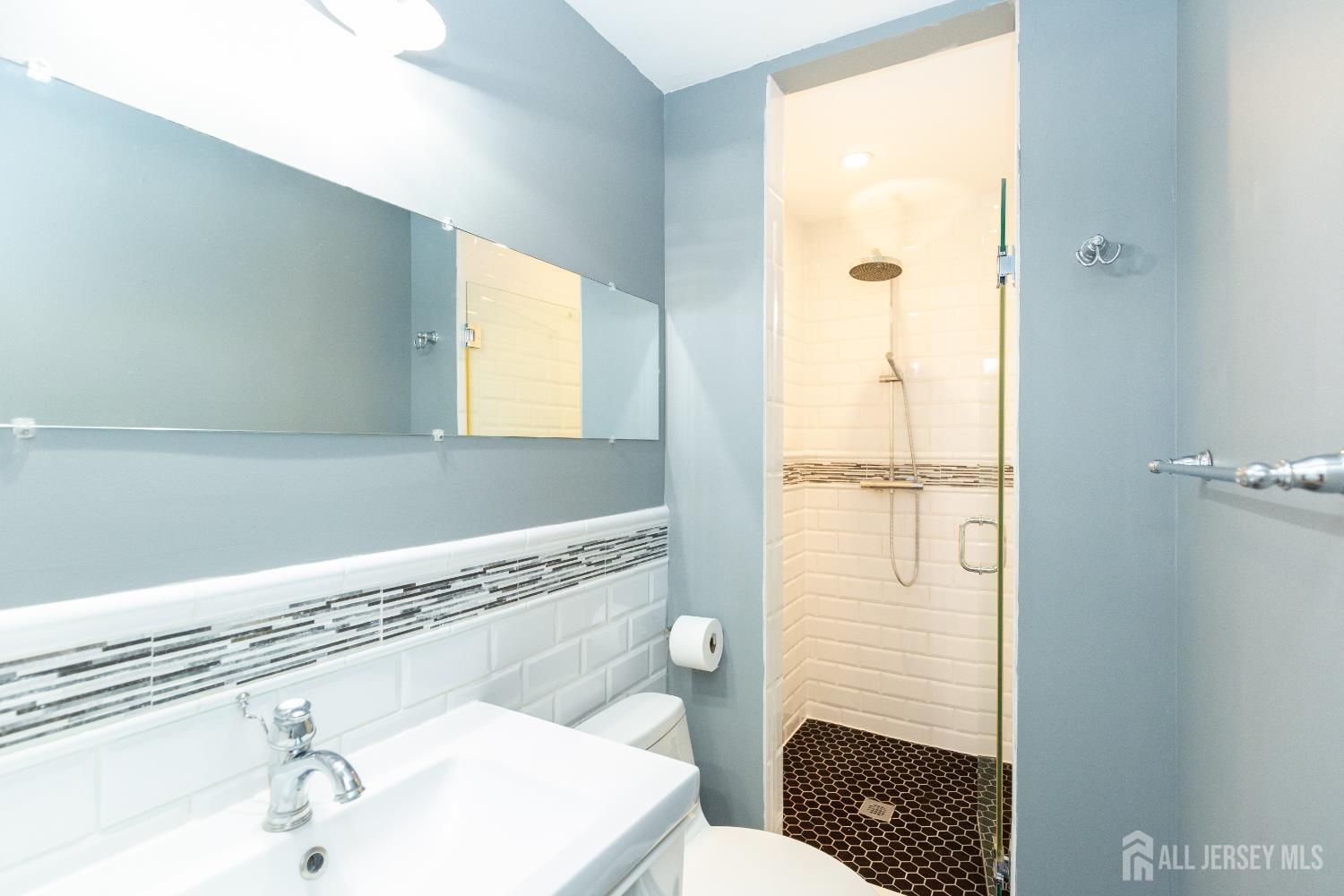 67 Thomas Place Edison NJ 08837