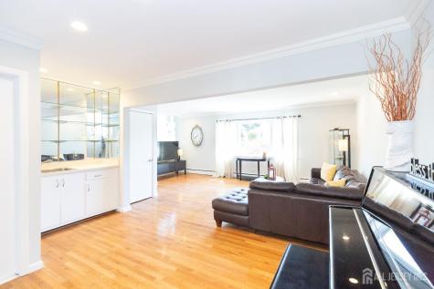 67 Thomas Place Edison NJ 08837