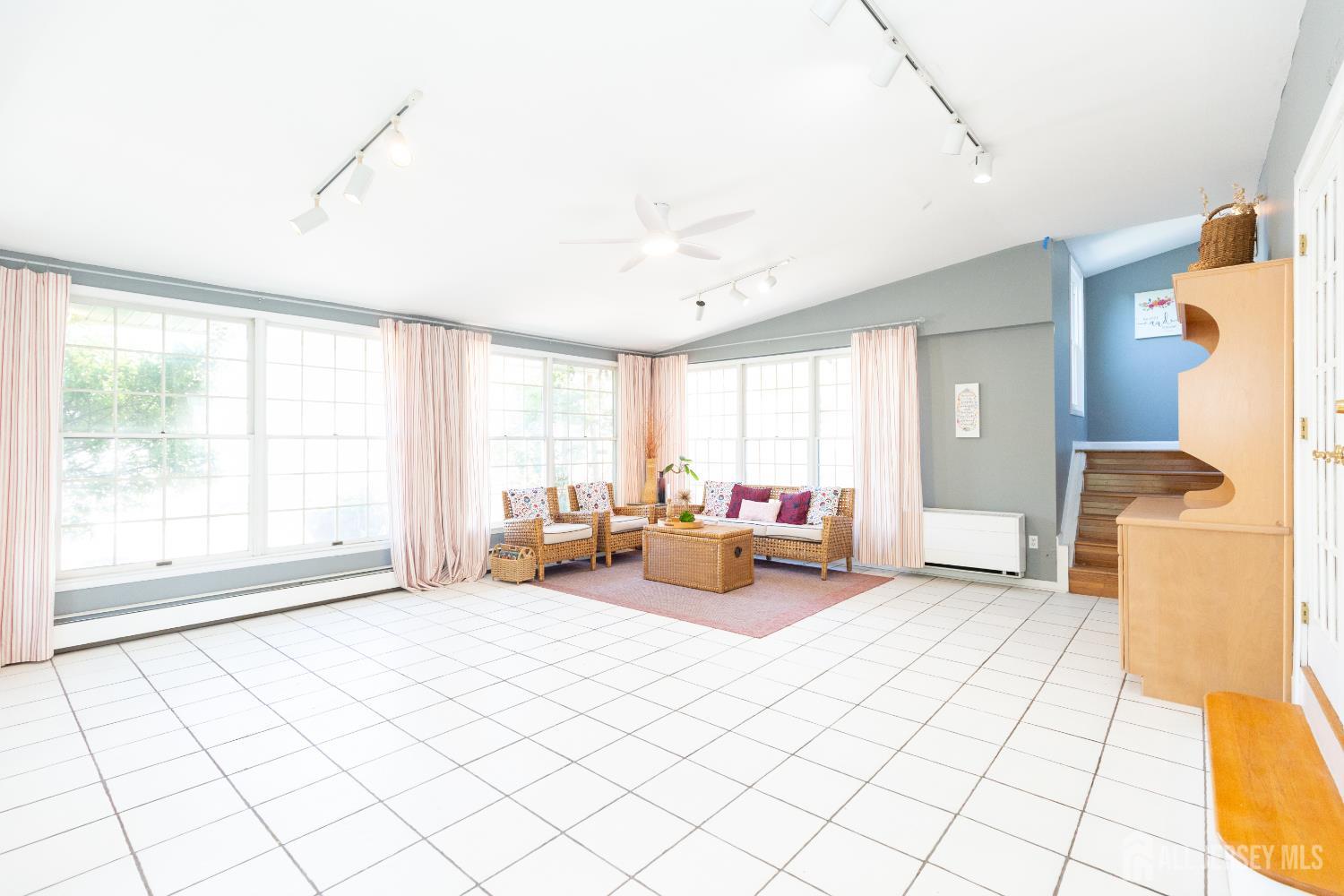 67 Thomas Place Edison NJ 08837