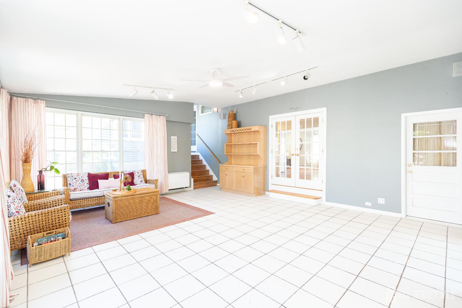 67 Thomas Place Edison NJ 08837