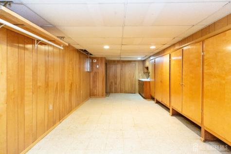 67 Thomas Place Edison NJ 08837