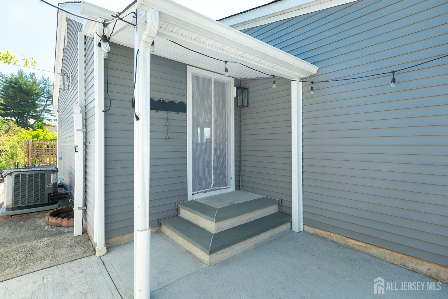67 Thomas Place Edison NJ 08837