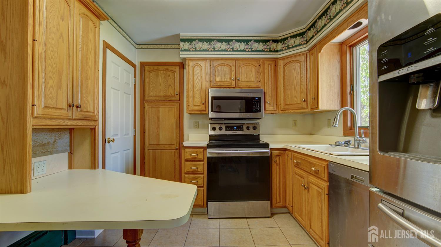 2 Birchwood Road Jamesburg NJ 08831