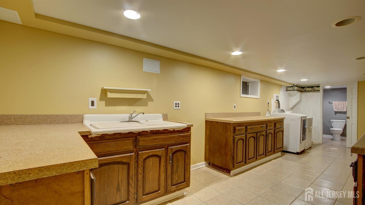 2 Birchwood Road Jamesburg NJ 08831