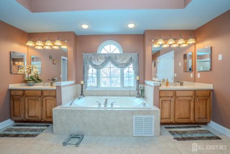 2 Rustic Court Monroe NJ 08831
