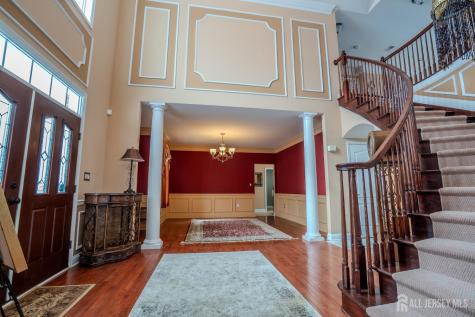 2 Rustic Court Monroe NJ 08831