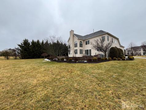 2 Rustic Court Monroe NJ 08831