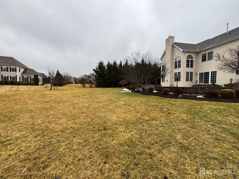 2 Rustic Court Monroe NJ 08831