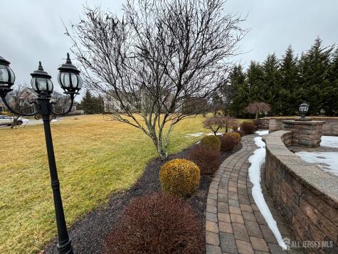 2 Rustic Court Monroe NJ 08831