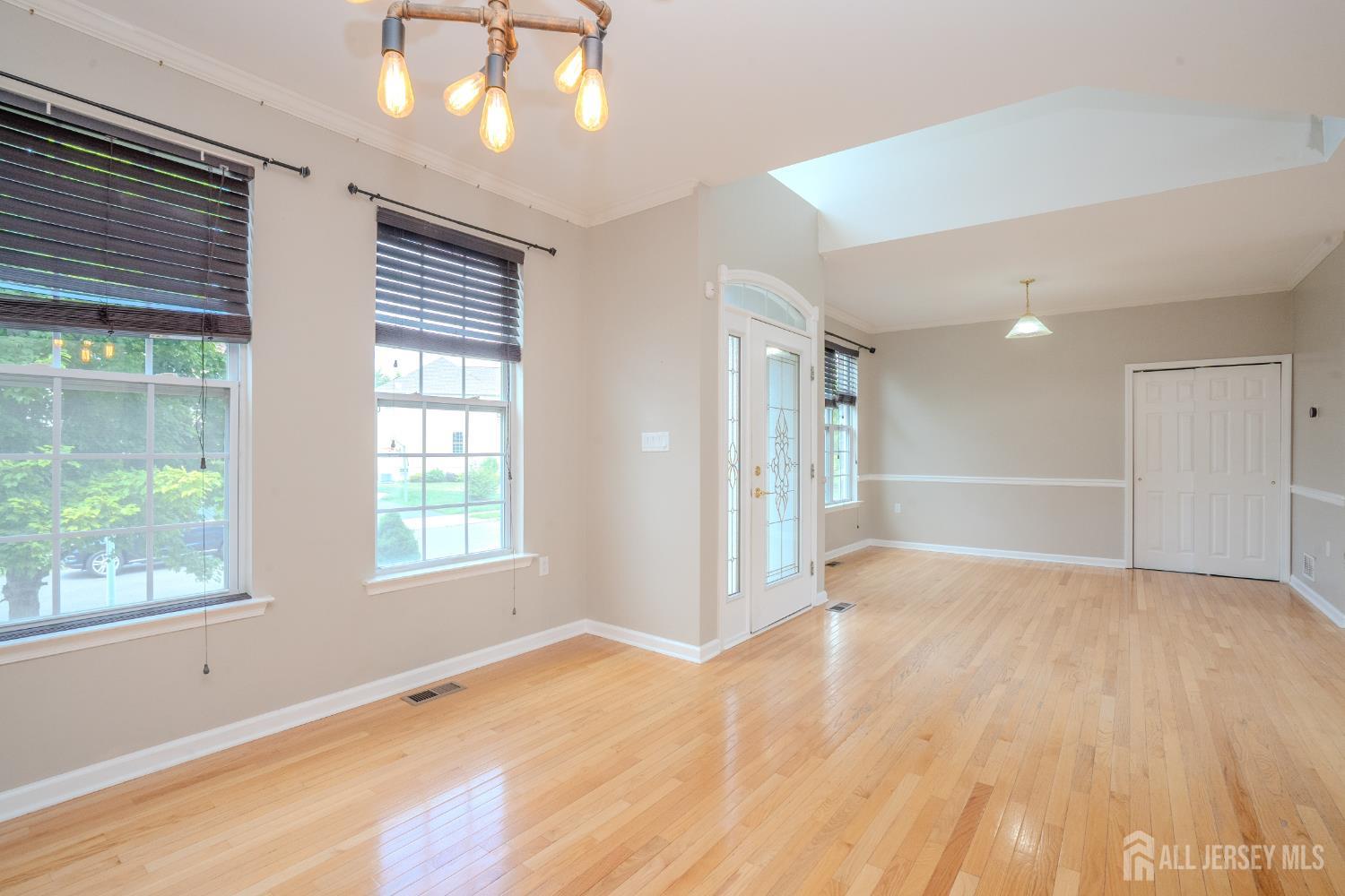 3 Maxwell Road Monroe NJ 08831