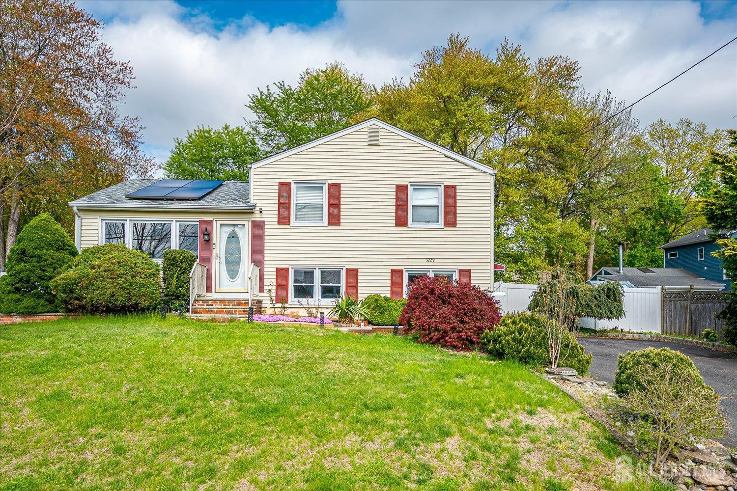 3229 Clark Lane South Plainfield NJ 07080