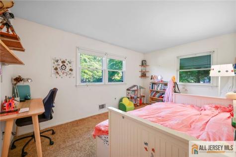 15 Kings Road East Brunswick NJ 08816