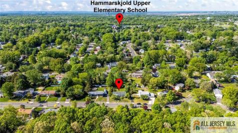 15 Kings Road East Brunswick NJ 08816