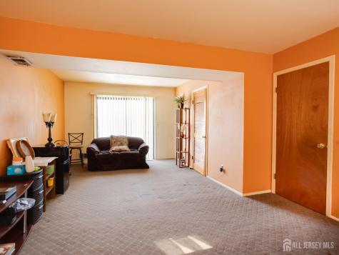 15 E Walnut Street Colonia NJ 07067