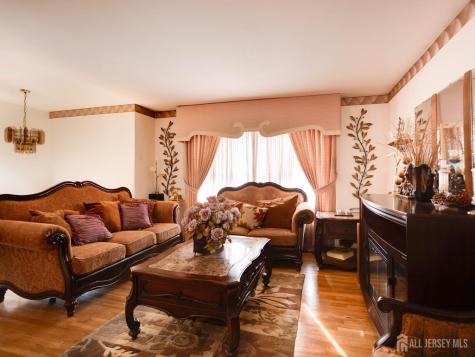 15 E Walnut Street Colonia NJ 07067