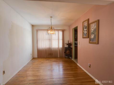 15 E Walnut Street Colonia NJ 07067