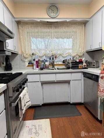 176 Washington Road Sayreville NJ 08872