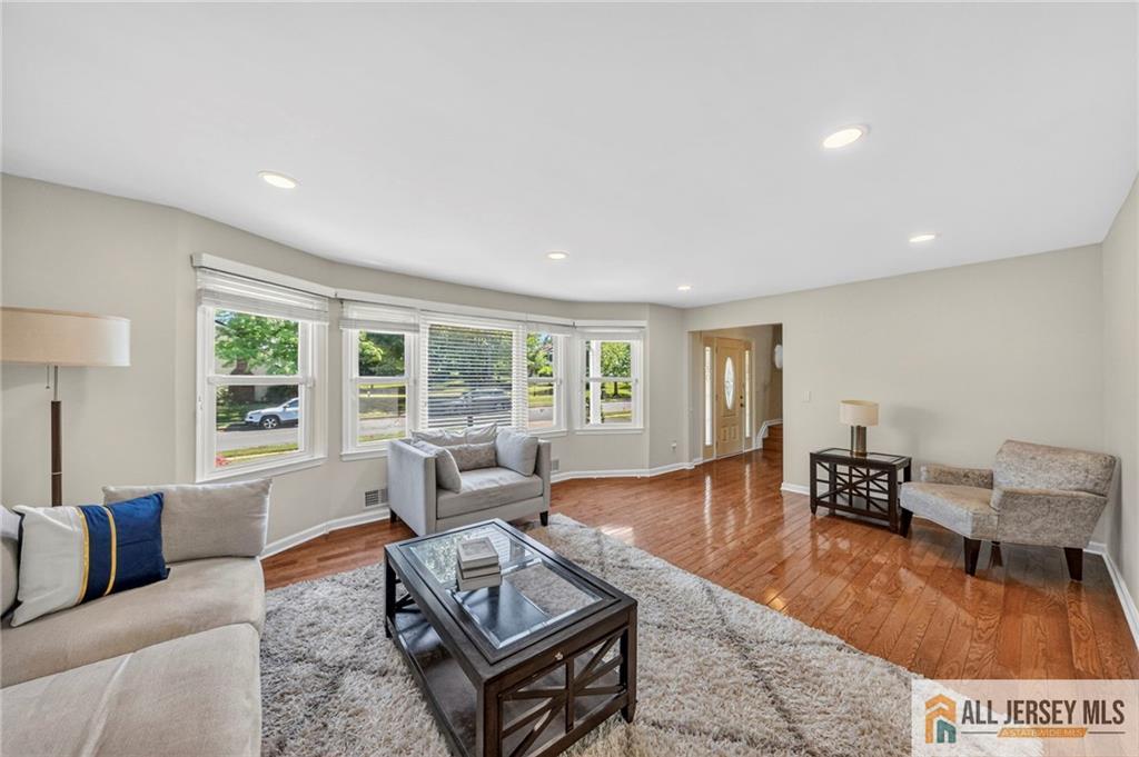 65 Stanley Avenue South Brunswick NJ 08810