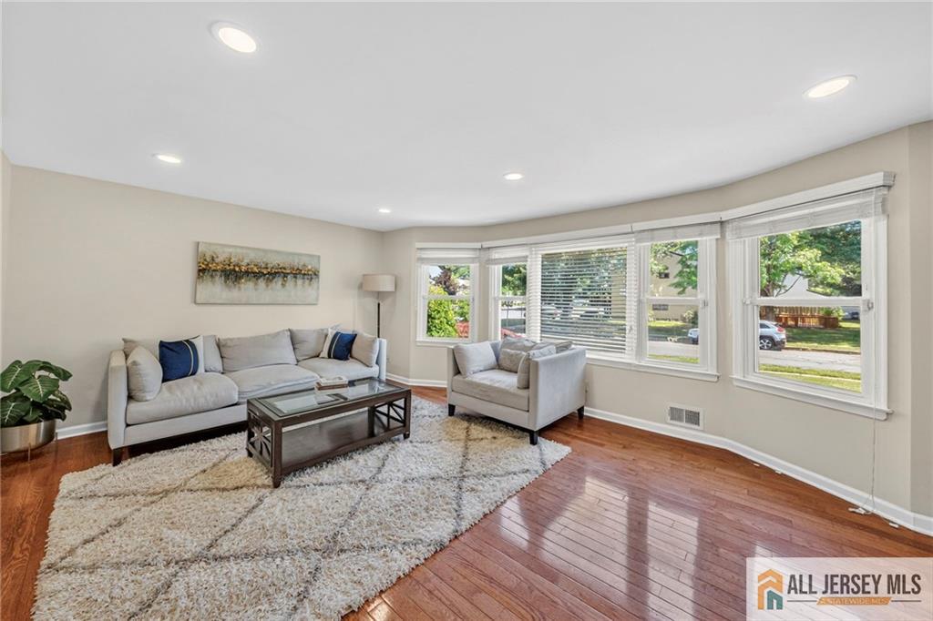 65 Stanley Avenue South Brunswick NJ 08810