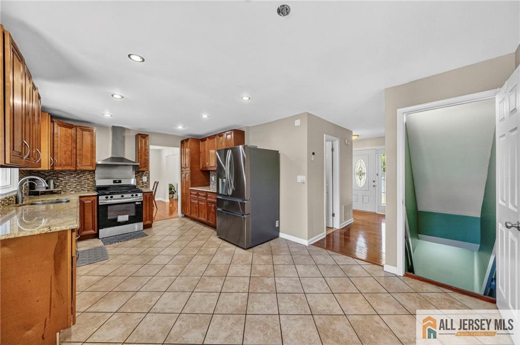 65 Stanley Avenue South Brunswick NJ 08810