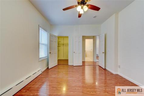37 E Somerset Street Raritan NJ 08869