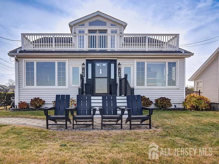238 Shoreland Circle South Amboy NJ 08879