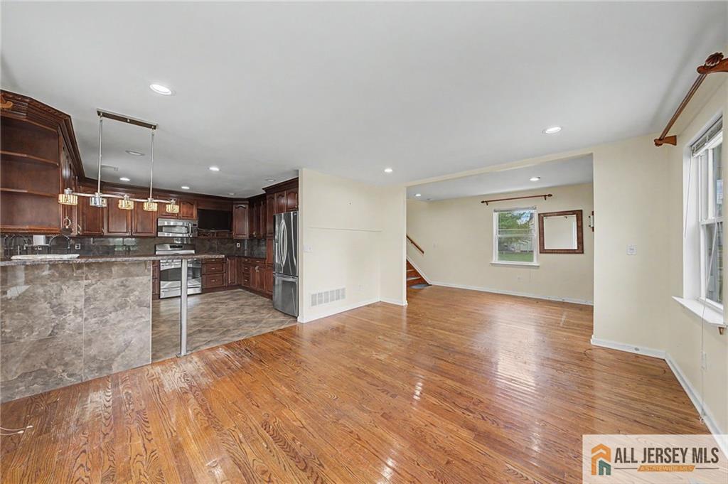 24 Belmont Avenue South River NJ 08882
