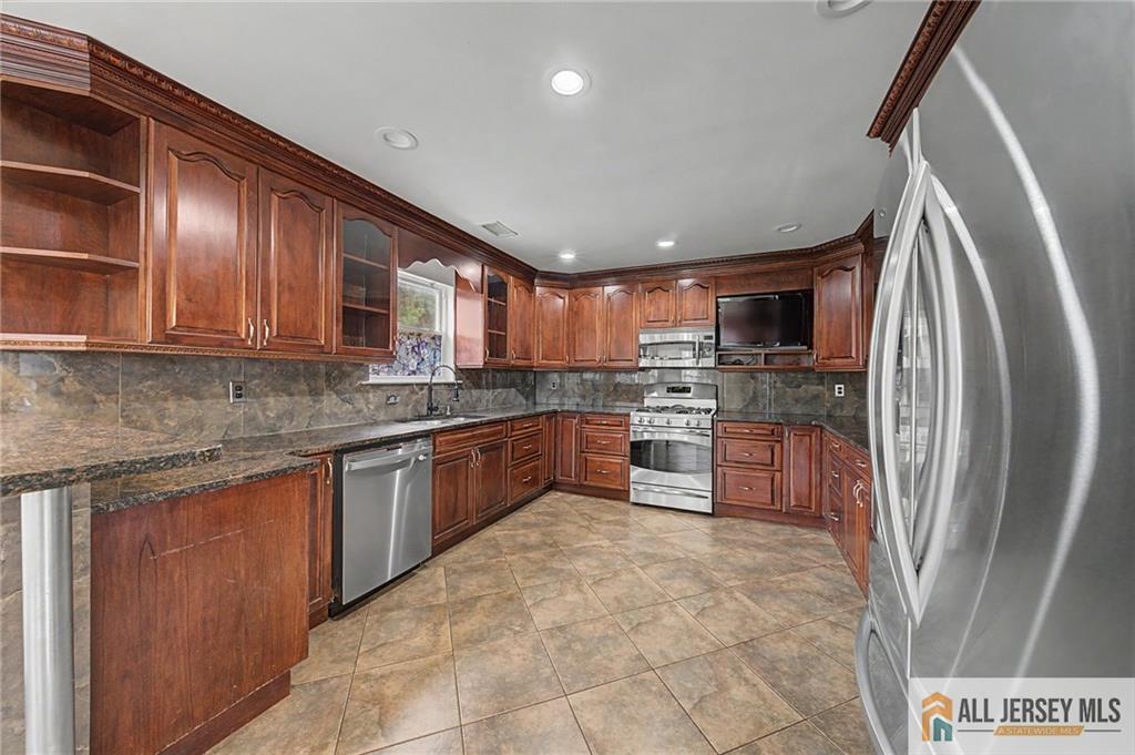 24 Belmont Avenue South River NJ 08882