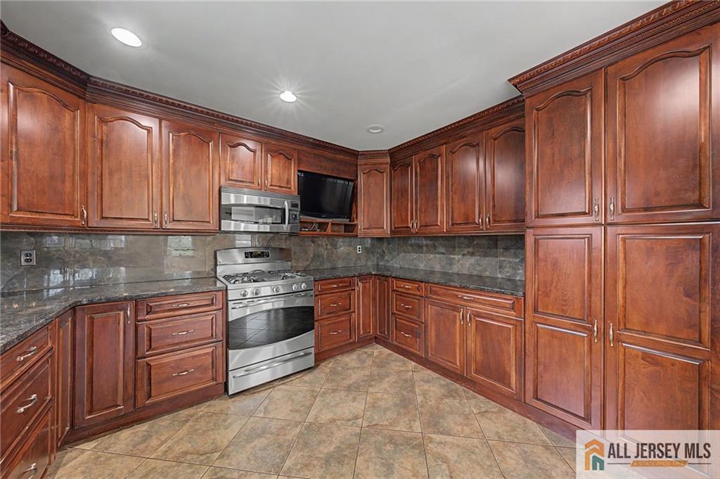 24 Belmont Avenue South River NJ 08882
