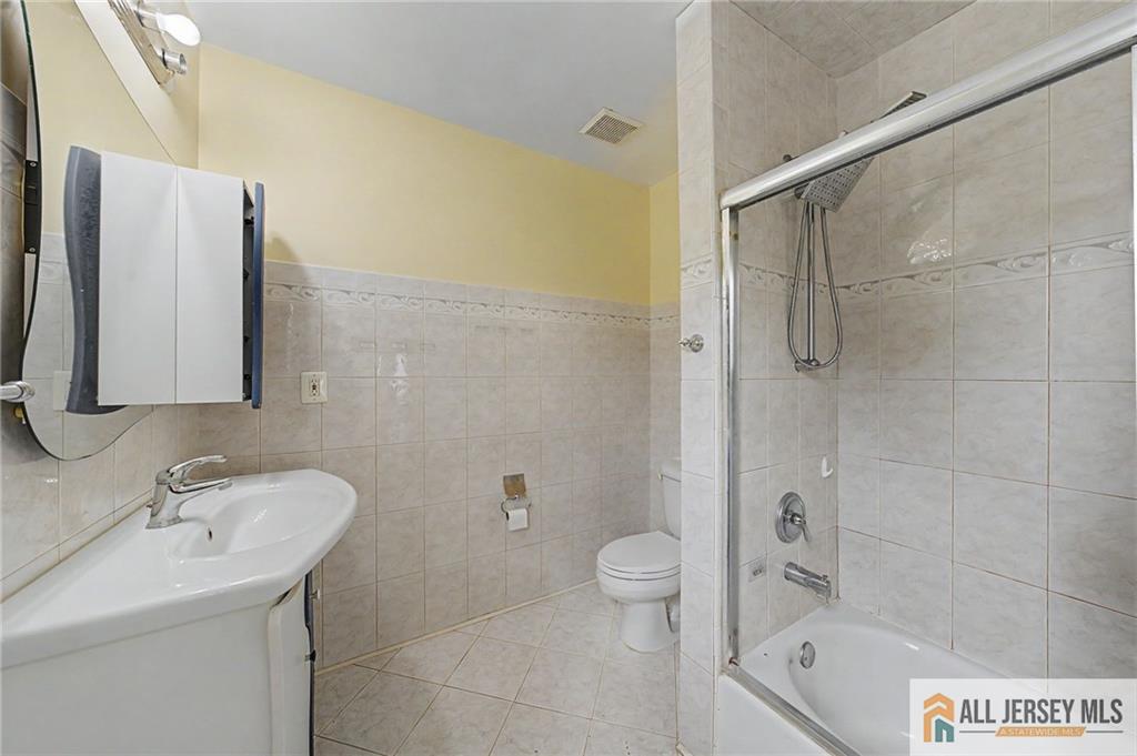 24 Belmont Avenue South River NJ 08882