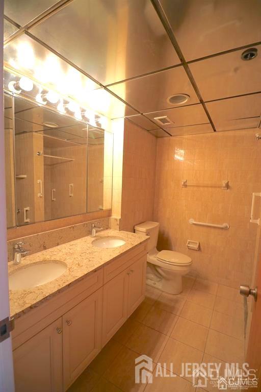 30 S Adelaide Avenue Highland Park NJ 08904